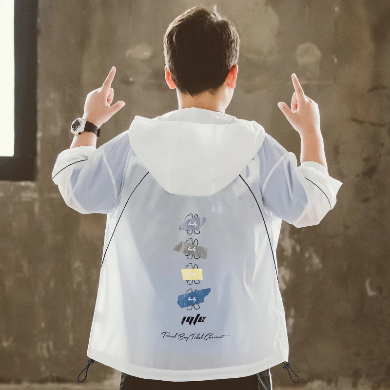 胖童冲锋衣夏季2024新款胖孩子加肥加大轻薄外套男中大童皮肤衣潮