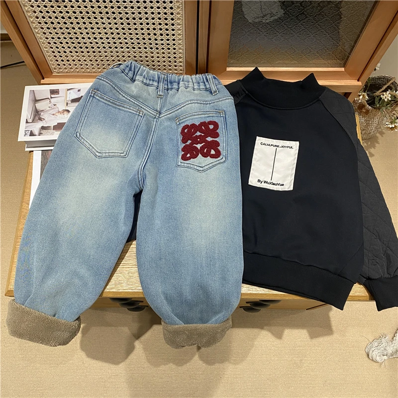 吴小越w291男童秋冬加绒牛仔裤中国结刺绣年货砂洗浅色年货韩版裤