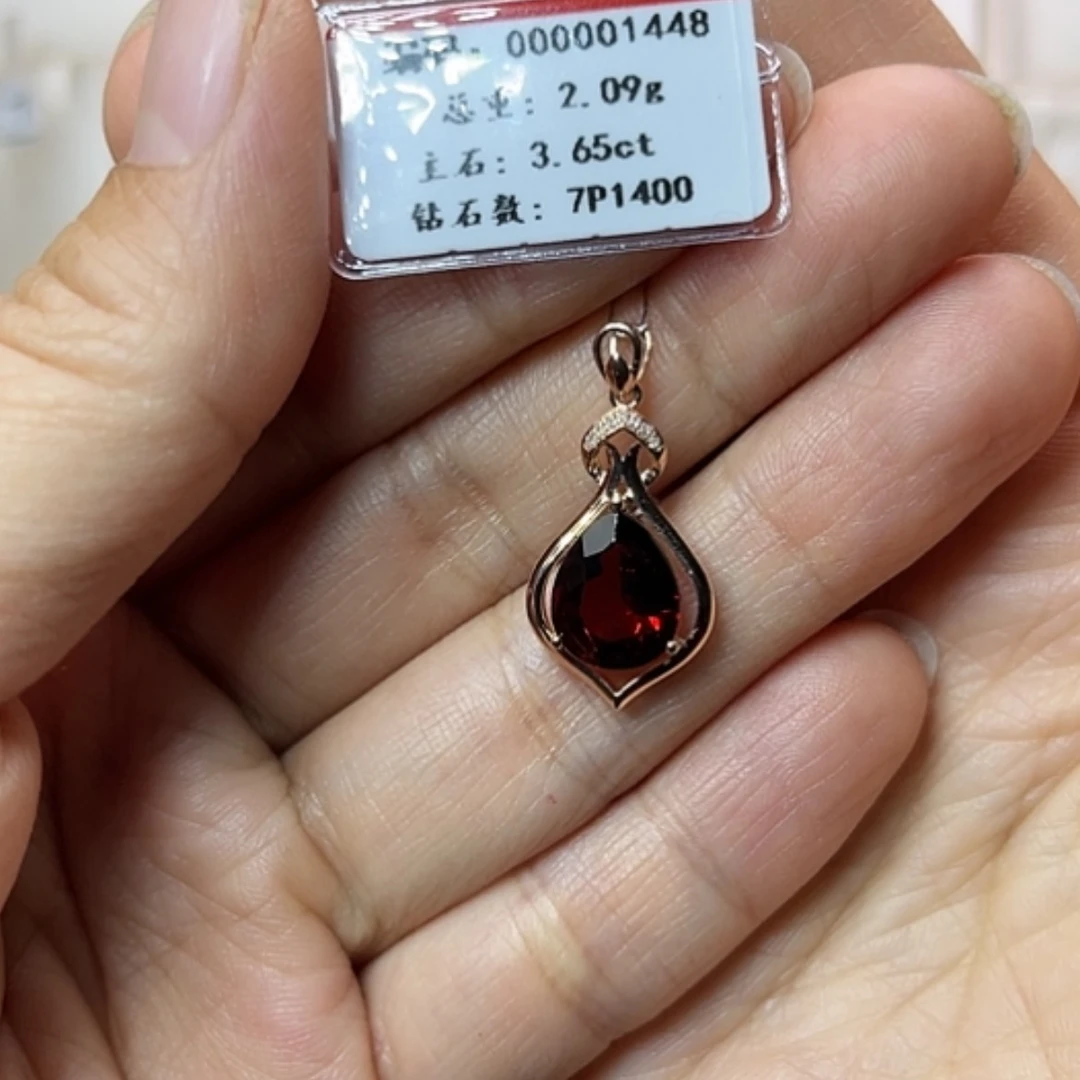 【闪购商品】石榴石颈饰18K金镶嵌山***娘