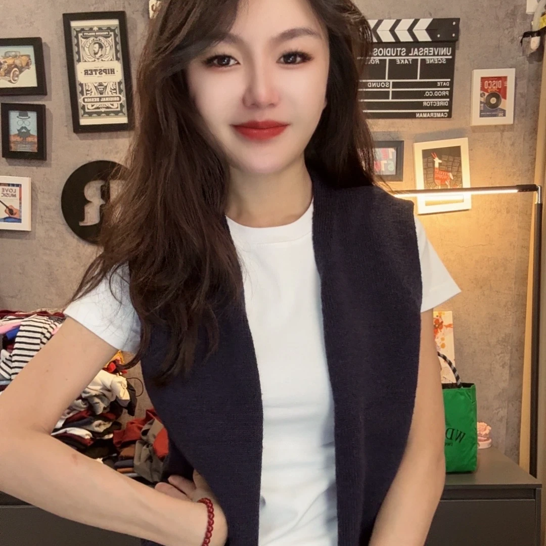 2024格儿定制早秋毛衣开衫马甲针织简约时尚