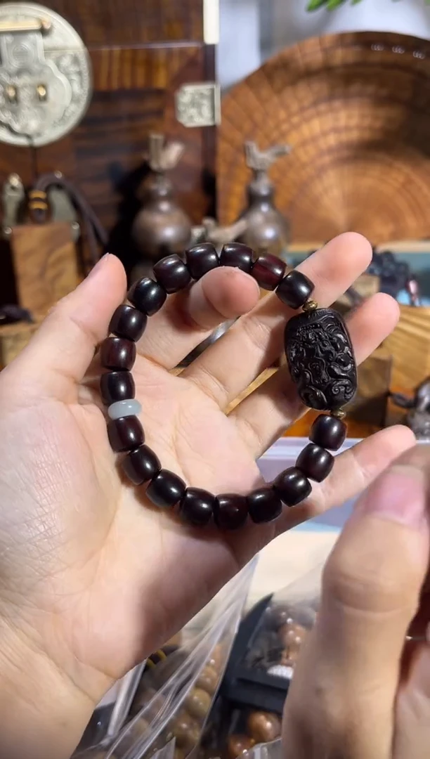 【闪购商品】金丝楠小叶紫檀手串