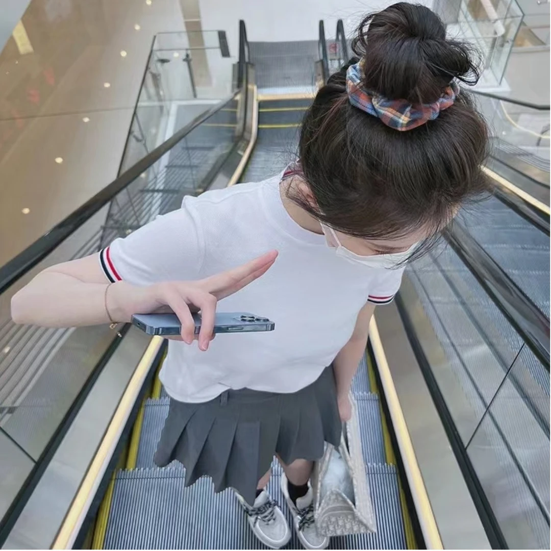 【汤姆奢品】夏季时尚螺纹显瘦针织短袖
