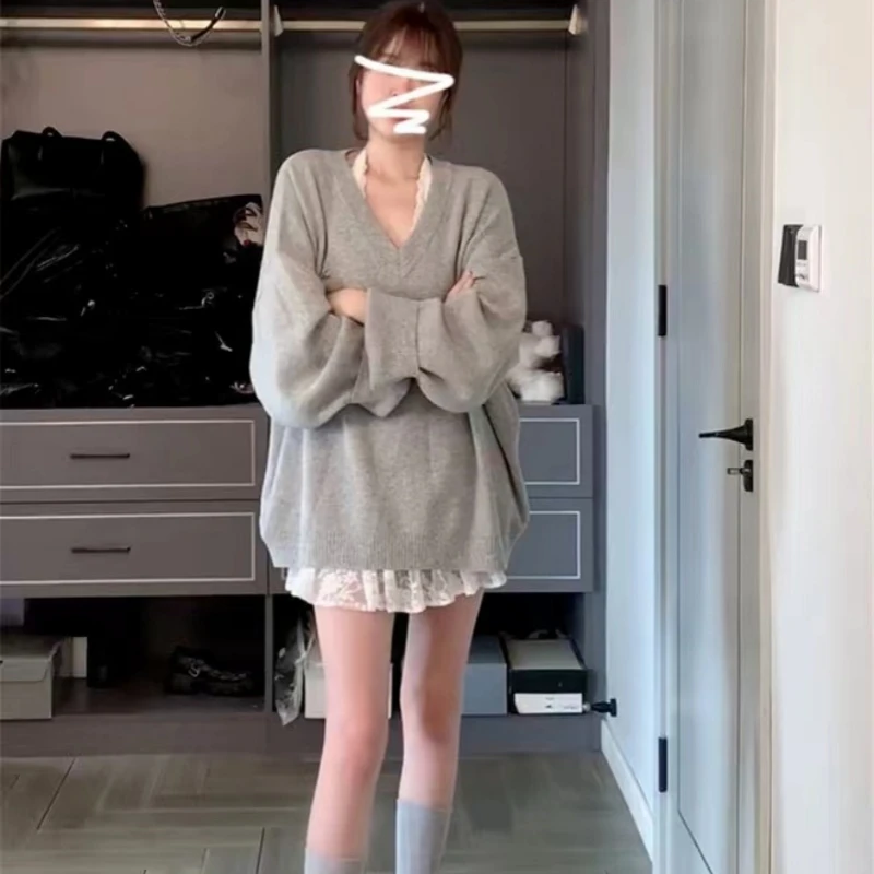 叠穿神器蕾丝挂脖裙+V领宽松慵懒套头毛衣2024秋冬新款高级感