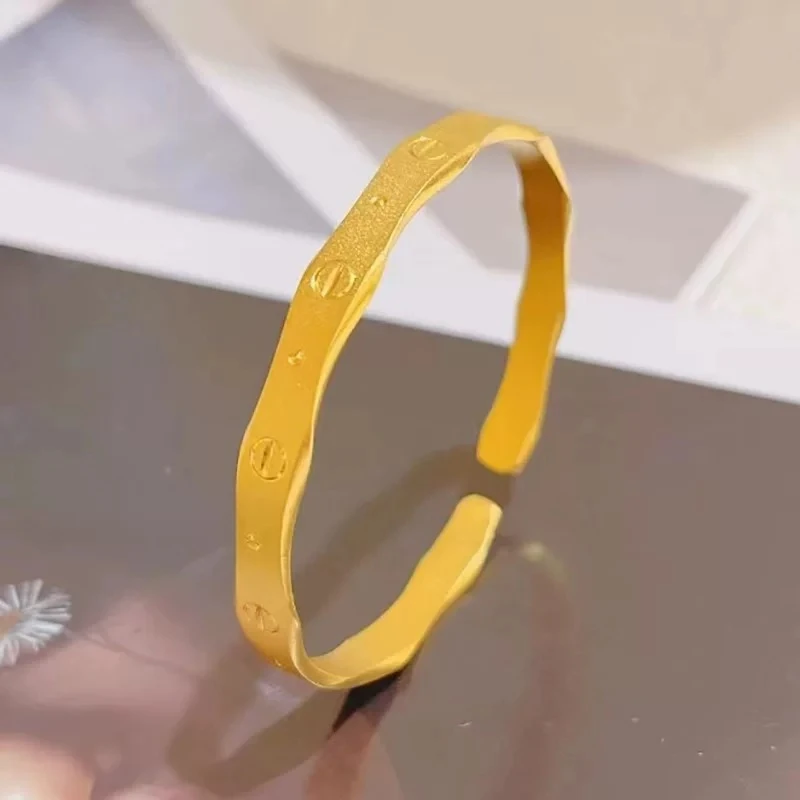 KISS MAX 简约清新节节高横纹开口手镯可调节（35113）