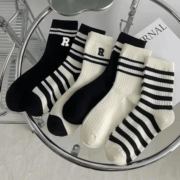 白色袜子女中筒袜春秋季运动秋冬条纹学院风黑色袜子网红外穿袜XH