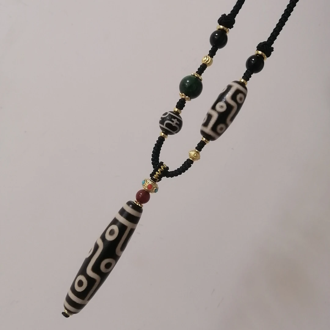 玛瑙材质 黑白九眼