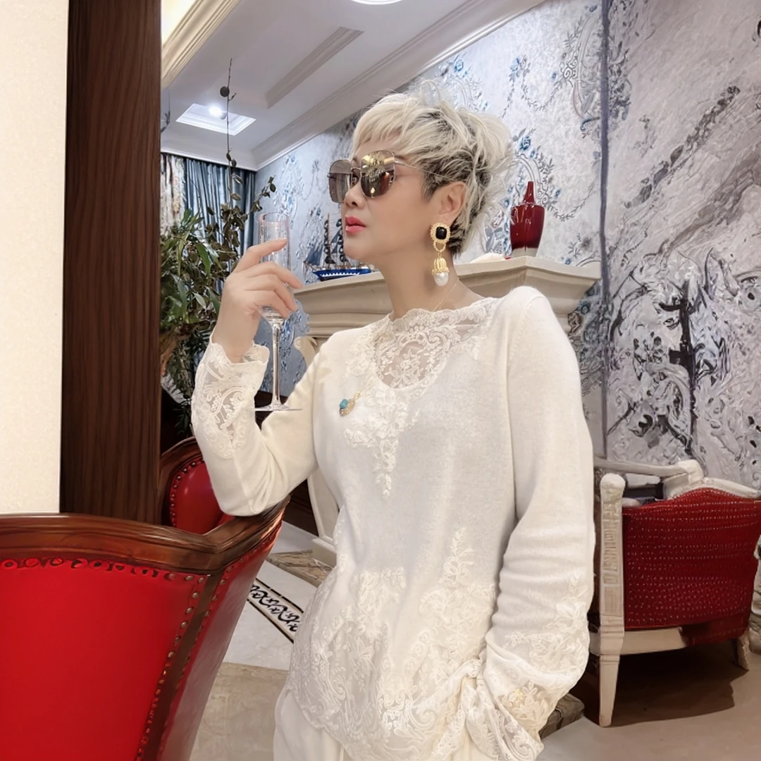 【时尚先驱】设计师潮款法式风蕾丝刺绣羊绒衫镂空