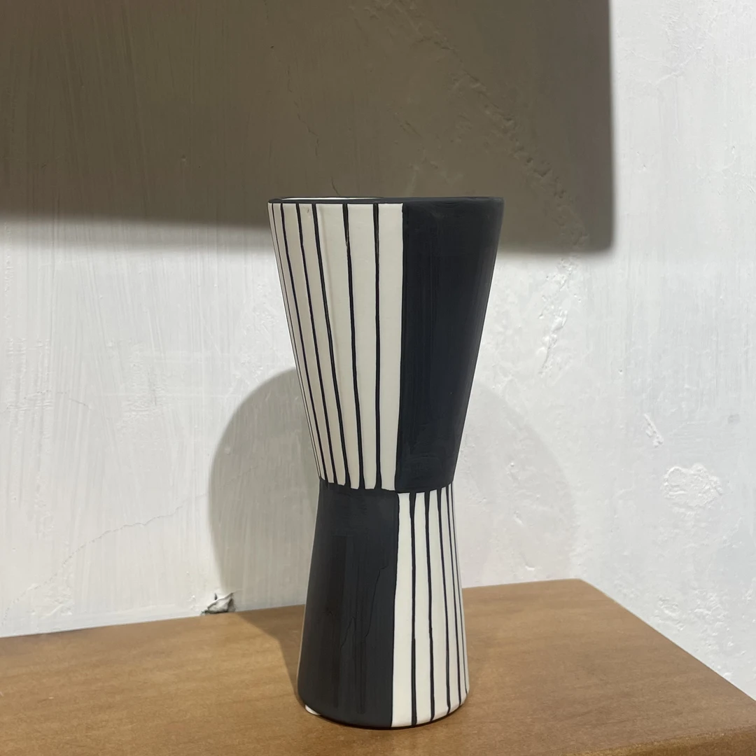 创意北欧直筒三色纯色陶瓷花瓶客厅陶瓷摆件干花花瓶装饰品