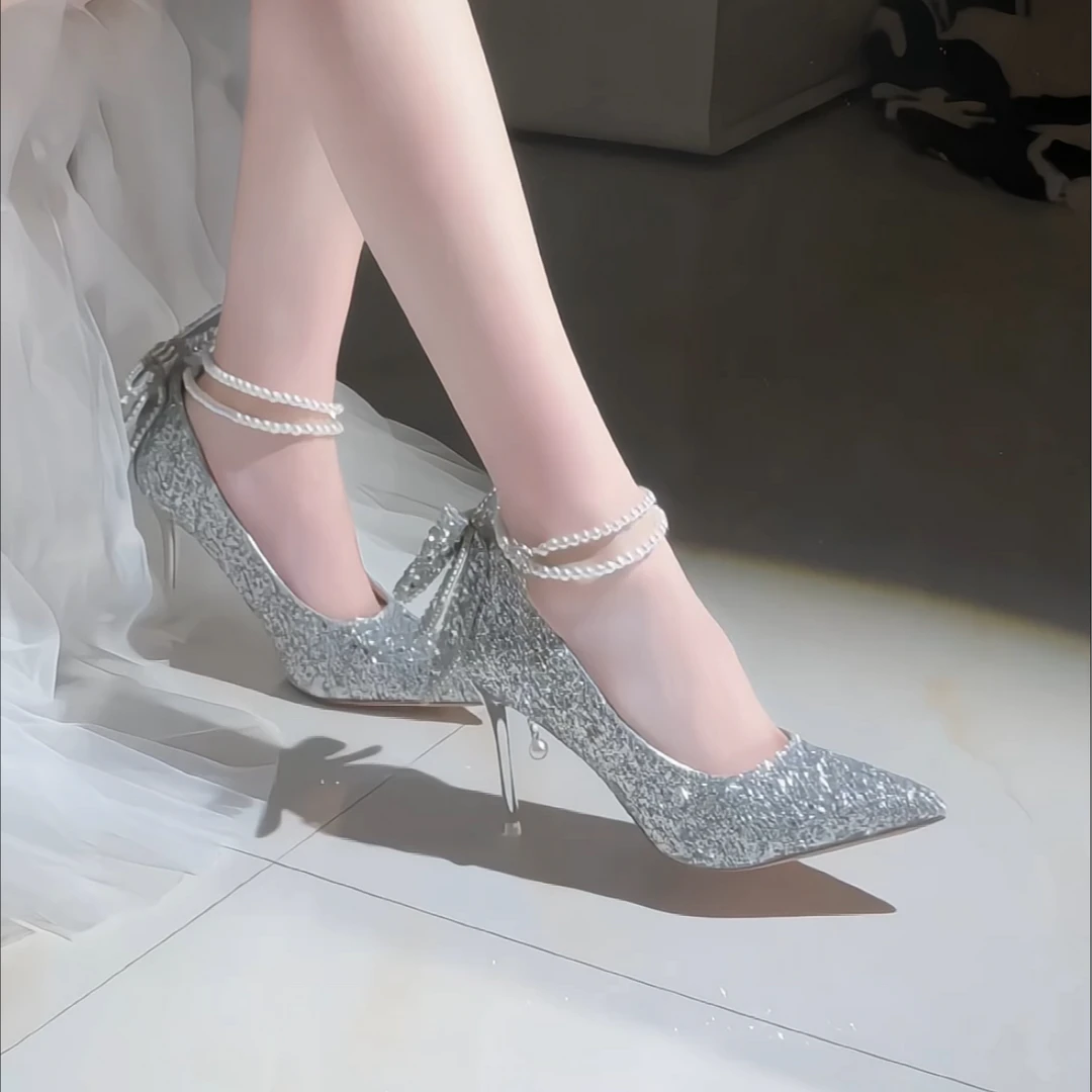 情人节送女朋友18岁成年生日礼物蝴蝶结水晶主婚鞋细跟高跟鞋学生