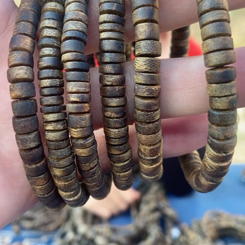 【闪购商品】沉香手串乌身圆叶3克卡6多样性发一条