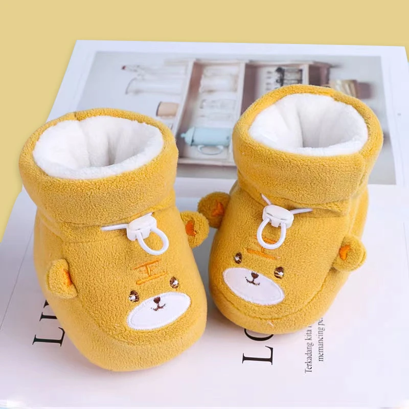 冬季0-12月加绒保暖婴儿棉鞋新生儿鞋子软底宝宝鞋不掉加厚步前鞋