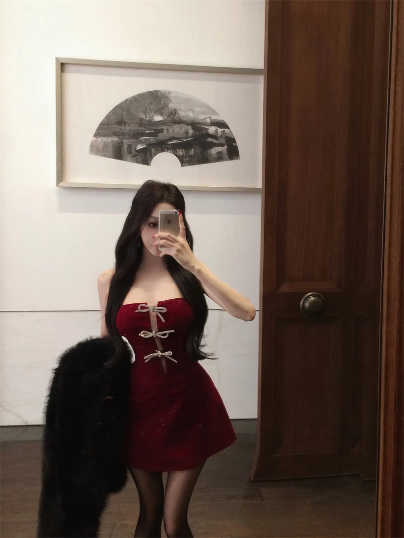 气质名媛高级闪亮蝴蝶结镂空抹胸背心时尚设计感百搭短裙套装女冬