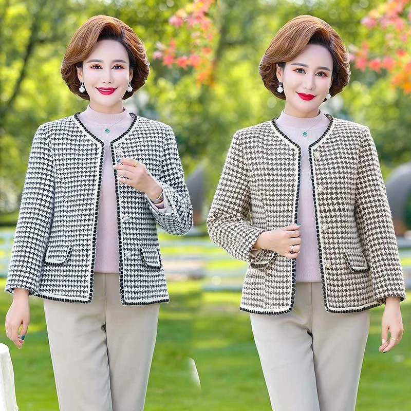 年轻妈妈春秋外套新款中年女装时尚洋气小香风中老年秋装短款上衣