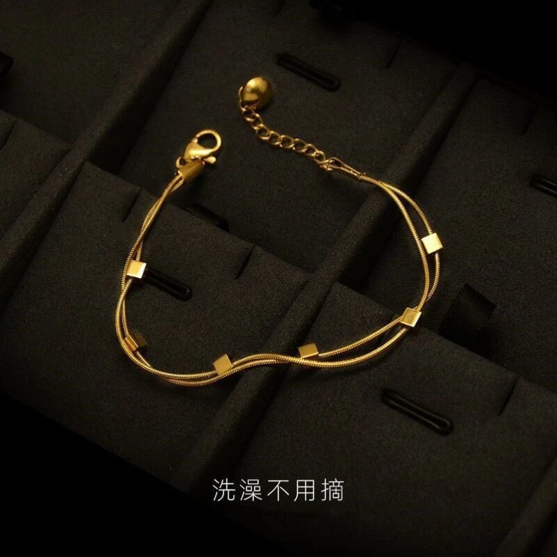 钛钢手链 轻奢高级手链女简约时尚方块双层蛇骨手链