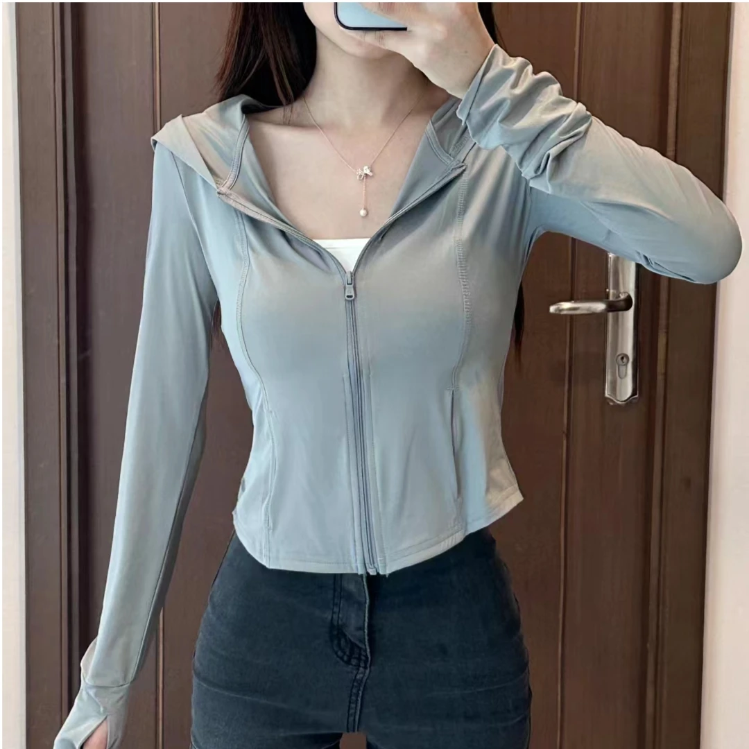 名港K63017-1户外透气轻薄修身百搭连帽运动夏天防晒衣服女上衣