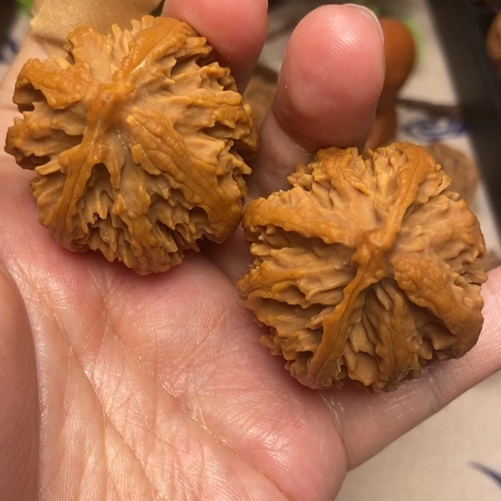 【闪购商品】文玩核桃吊坠秦岭野生核桃