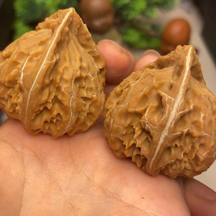 【闪购商品】文玩核桃吊坠秦岭野生核桃