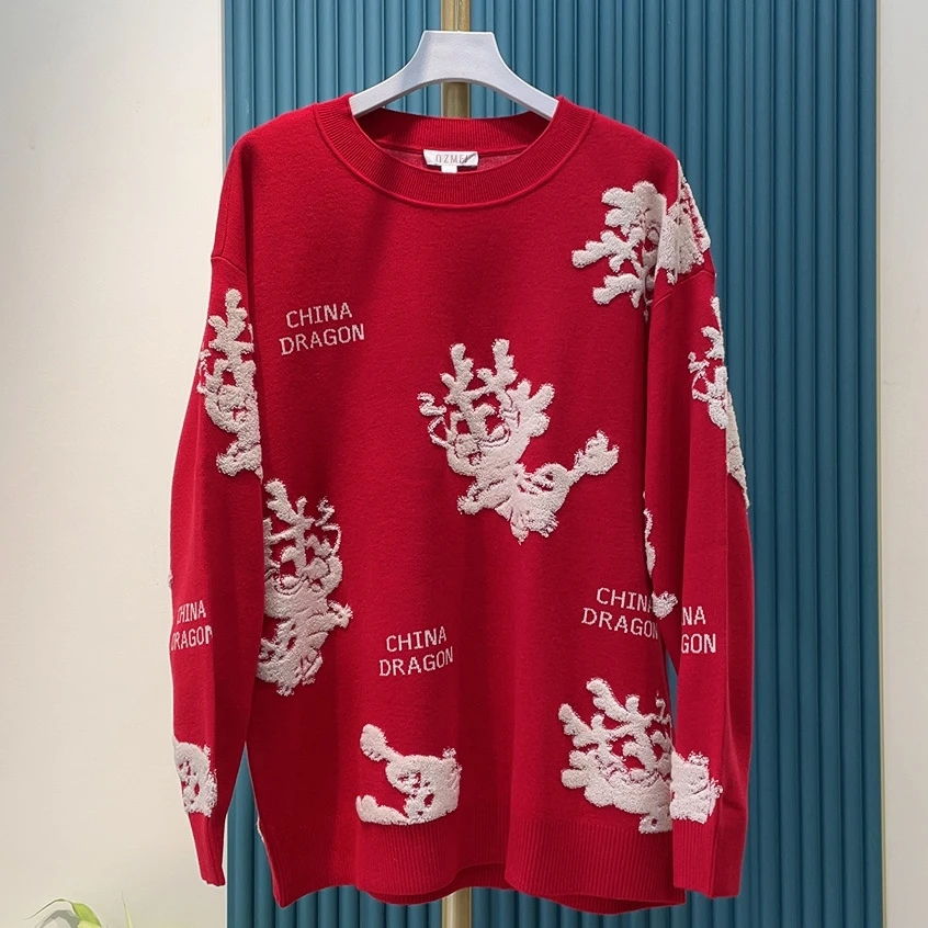时尚女士舒适休闲圆领红色卡通刺绣毛衫  43260