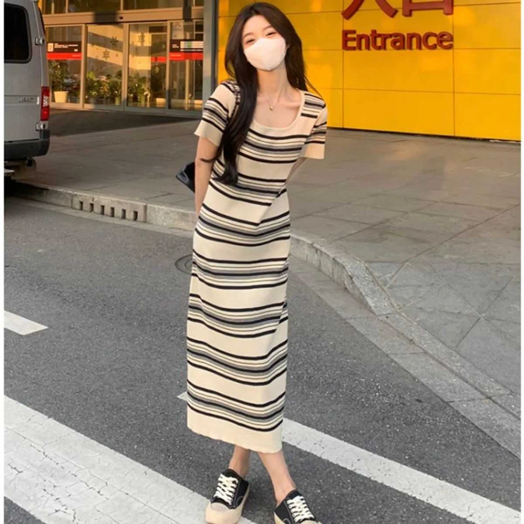 夏季短袖条纹方领针织连衣裙外穿法式气质a字长裙时尚修身长款裙
