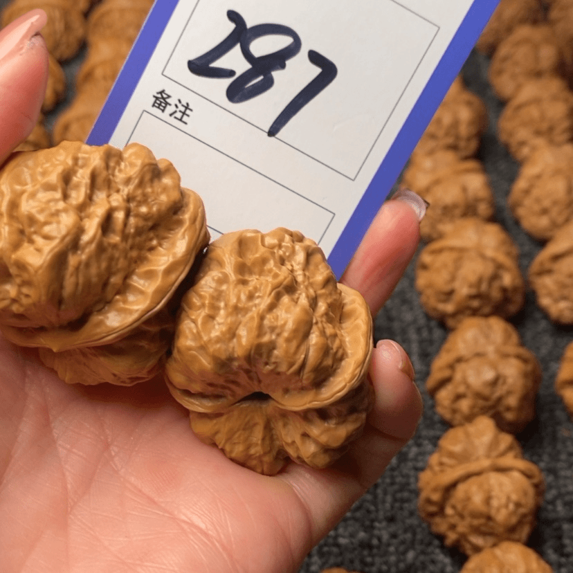 【闪购商品】桃核吊坠y*u