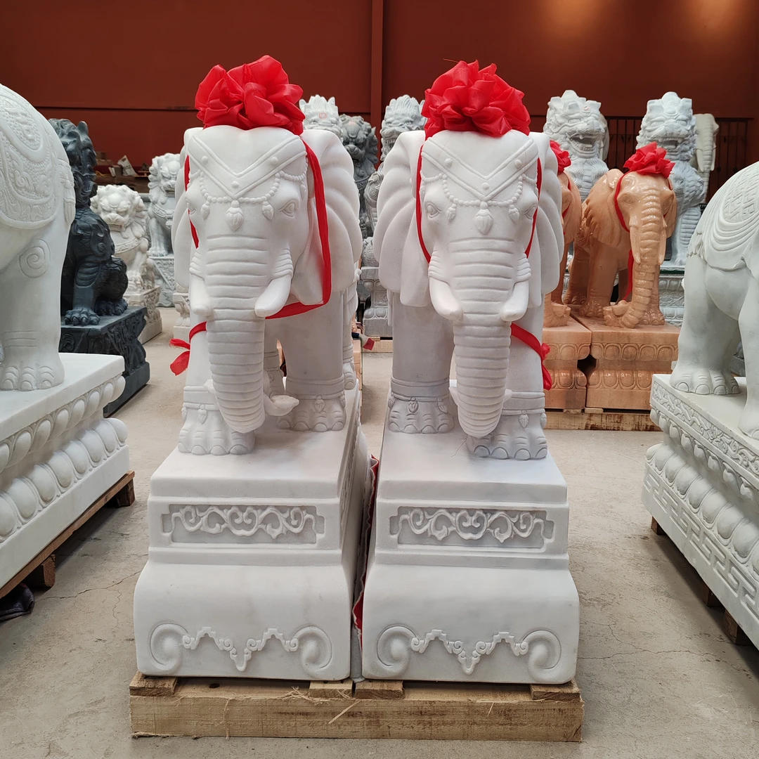 天然汉白玉整石雕刻而成的泰国象一对适用于庭院别墅大型石雕摆件