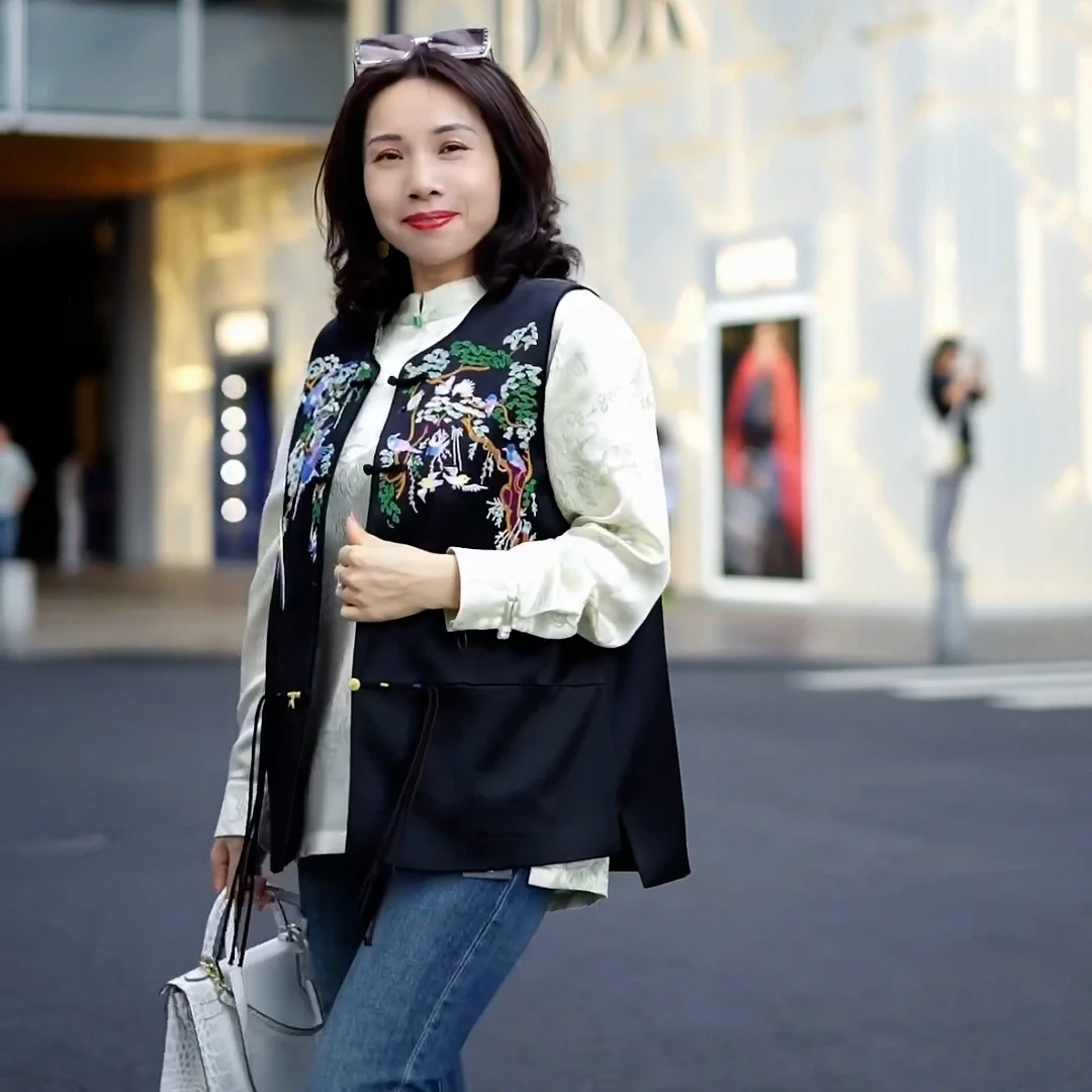 蓝大【芳华】重工刺绣醋酸马甲9361