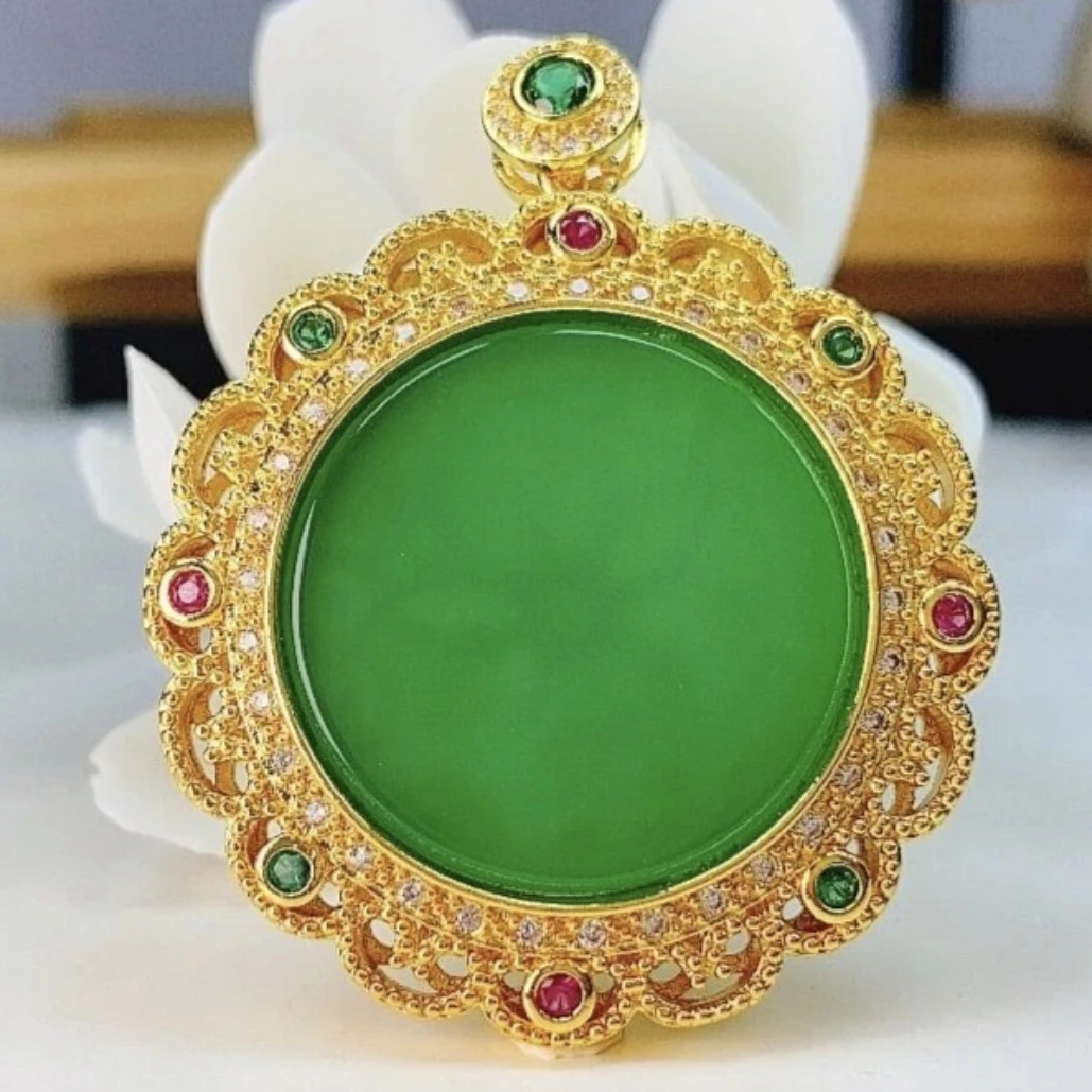 美芯珠宝经典镂空工艺极光绿圆无事牌赠证书礼盒TK115