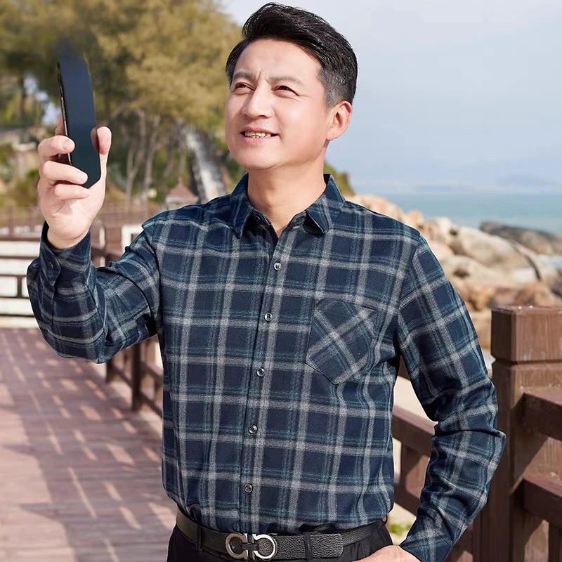 爸爸春秋装长袖衬衫男中老年人衬衣真口袋格纹春秋季爷爷宽松上衣