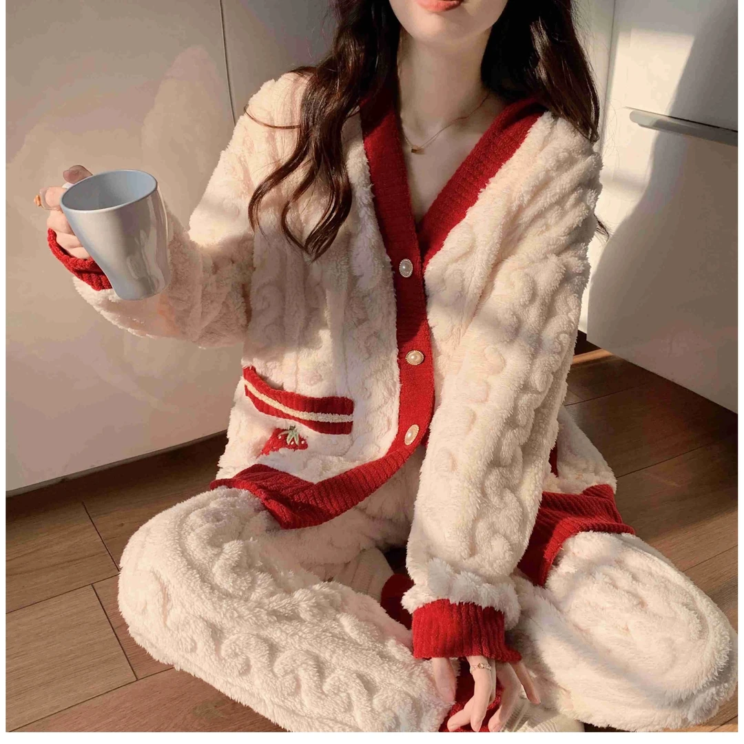 （甜美草莓家居服）秋冬季小香少女可爱草莓提花保暖家居服套装W