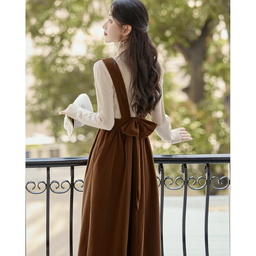 法式气质蝴蝶结御姐风丝绒背带连衣裙配毛衣秋冬季穿搭套装裙1797