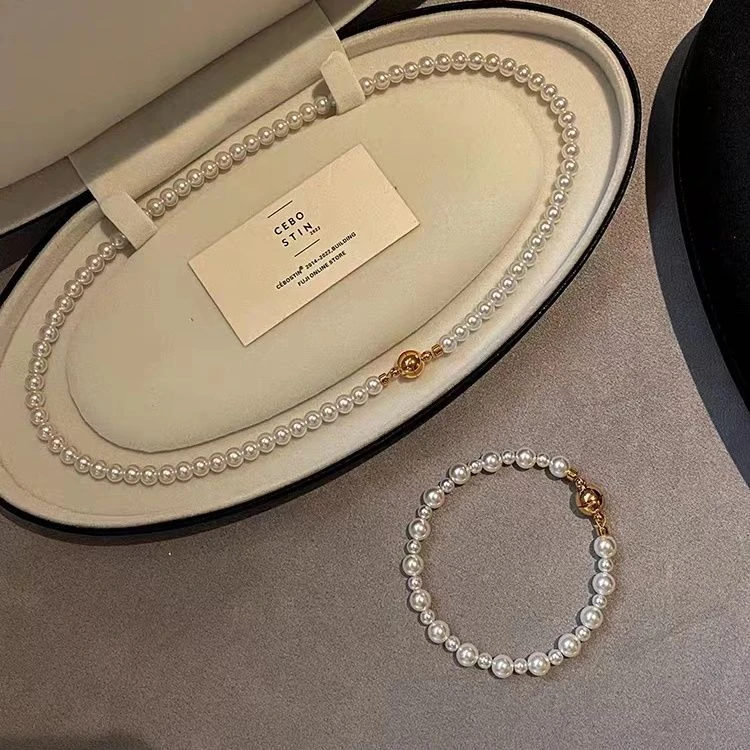 施家澳白色正圆强光仿珍珠手链女夏轻奢小众高级感磁吸扣设计手饰