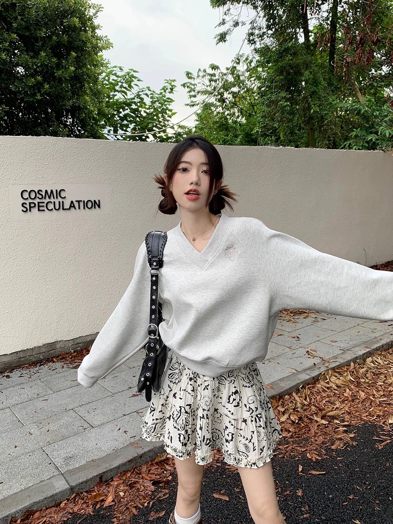 韩系小个子春装学院风穿搭一整套美式复古宽松上衣高腰短裙两件套