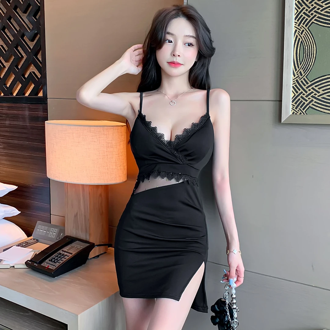 2024春夏新款露腰网纱拼接镂空低胸深V领吊带连衣裙夜场蹦迪短裙
