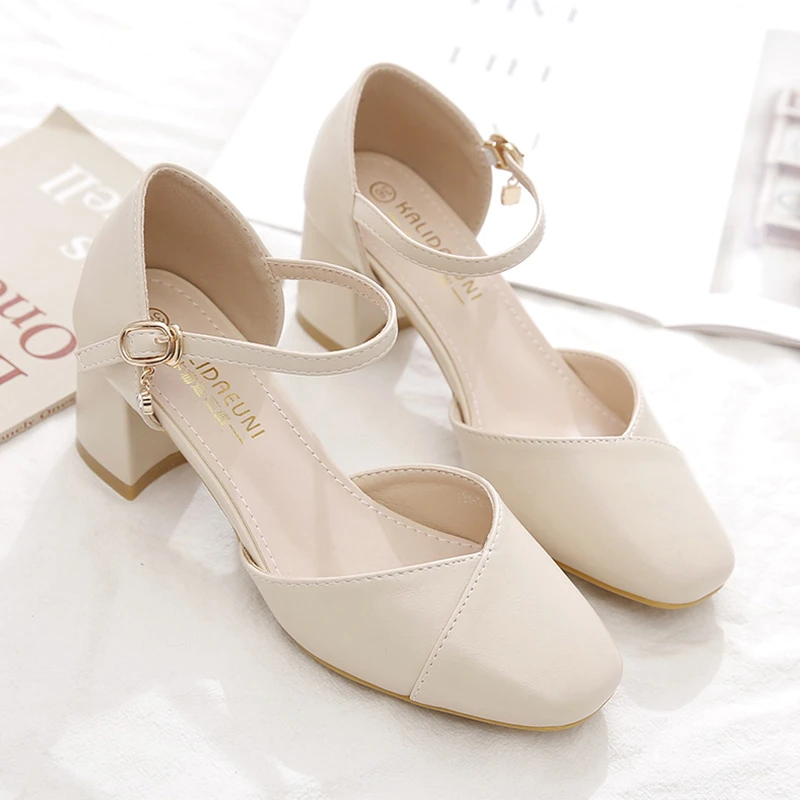 夏季一字扣方头包头凉鞋女夏配裙子粗跟中跟高跟仙女单鞋2024新款