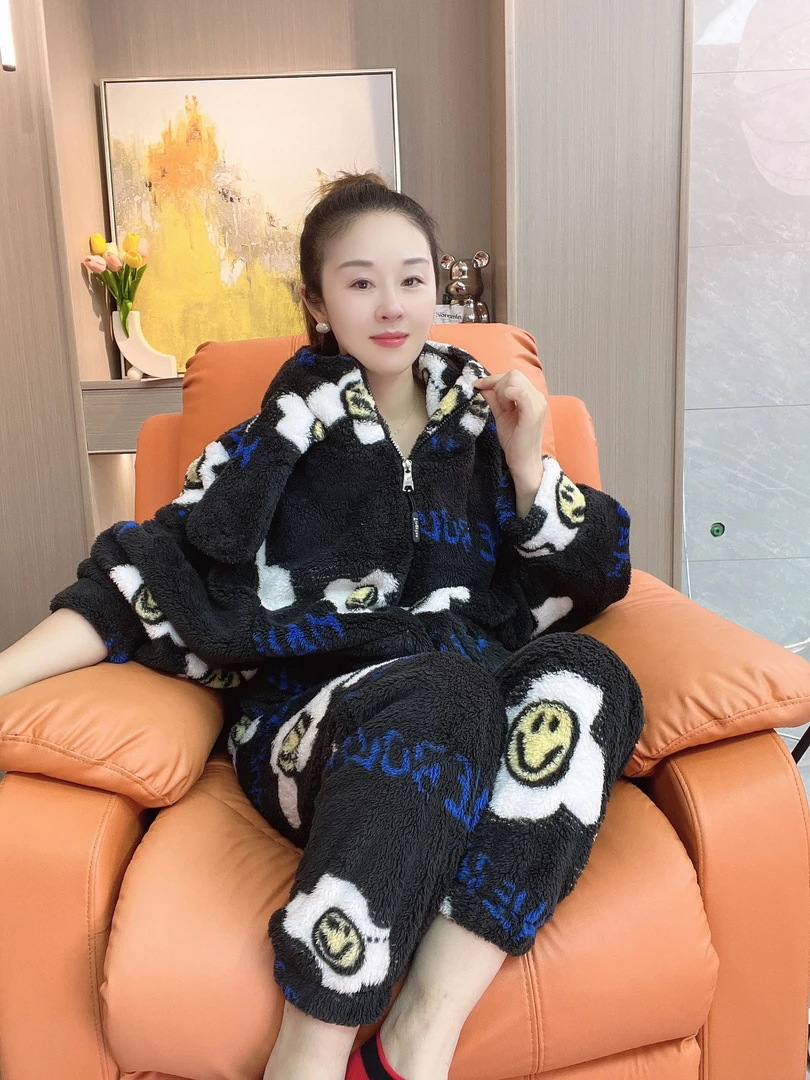 秋冬新款网红睡衣加绒加厚珊瑚绒太阳花保暖可外穿家居服时尚套装