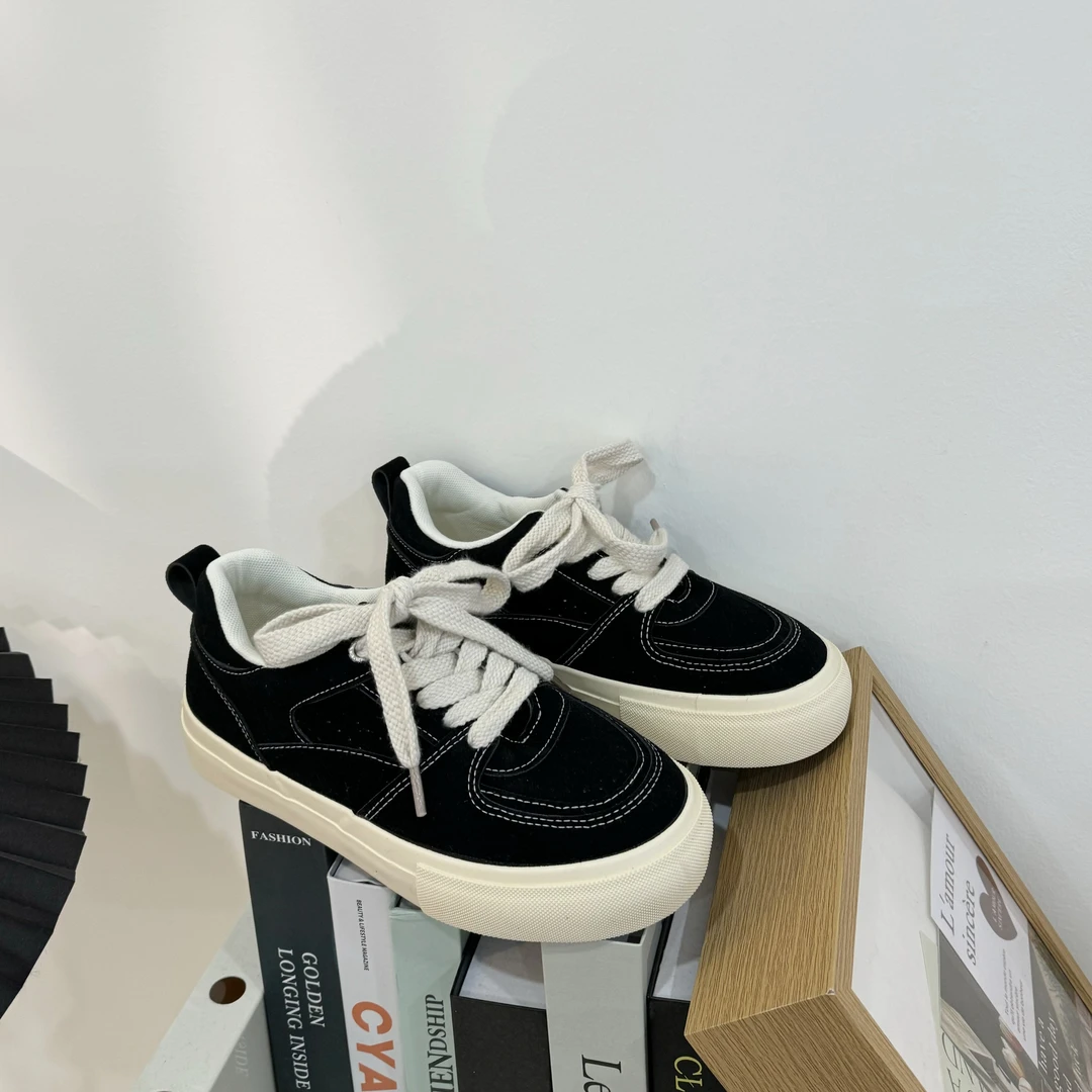 11【断码浮力！ 小黑鞋啦！高货  高品质 大厂处理】2024春季百搭板鞋