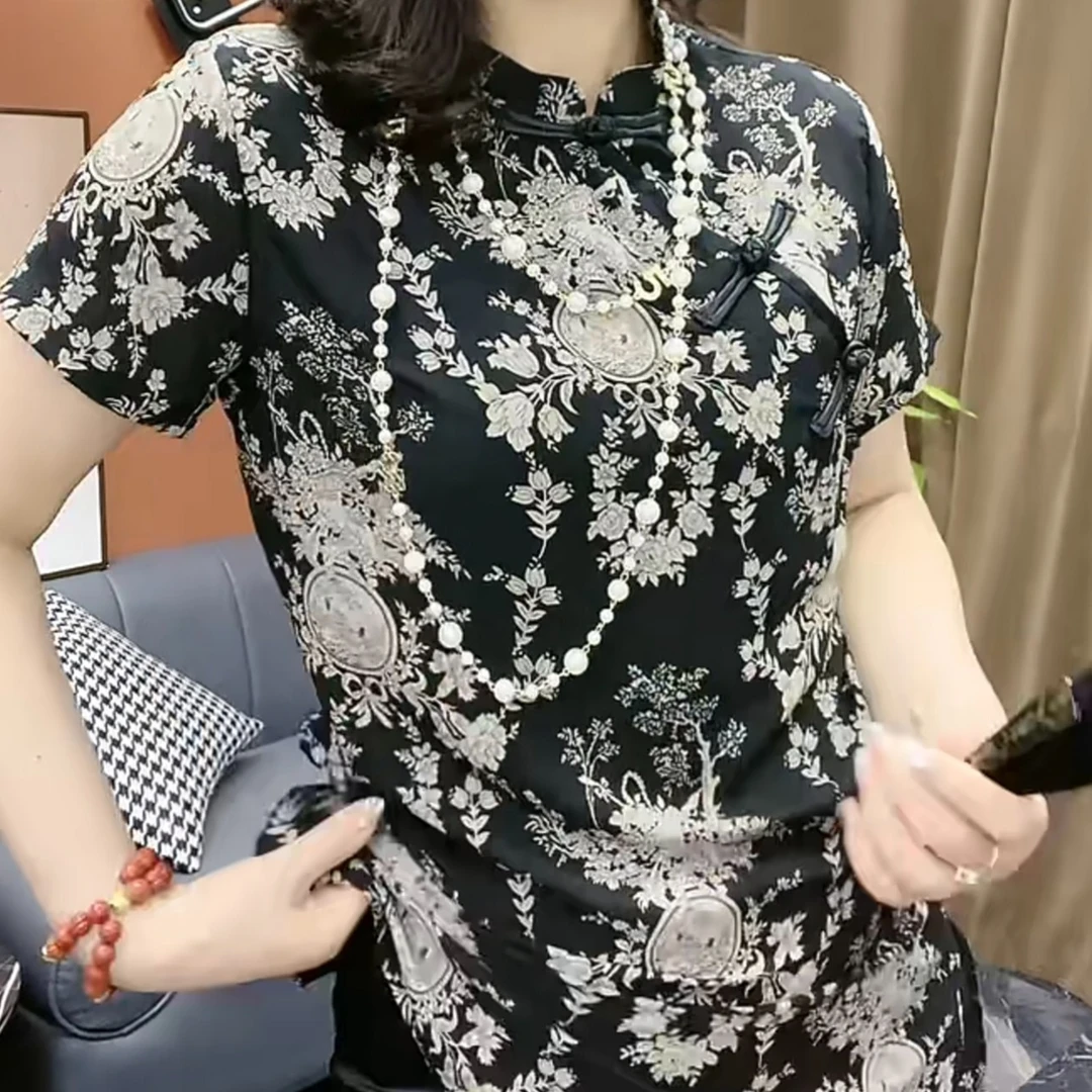613盒扣旗袍领冰丝料半袖衫