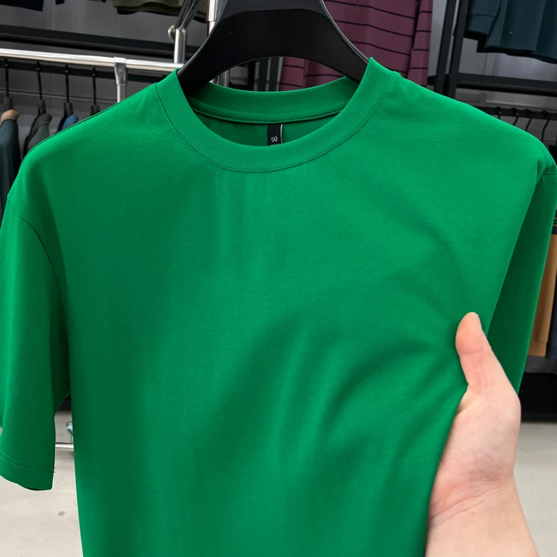 男装T恤标准圆领时尚都市半短袖2025年夏季男士休闲百搭绿色韩版