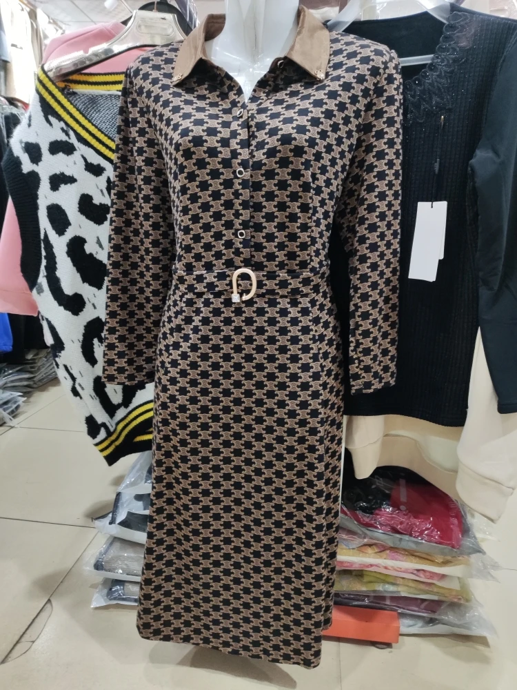 雅美诗琪收腰连衣裙