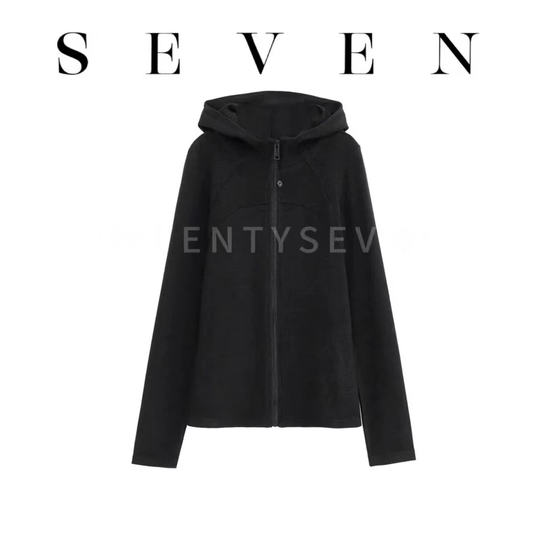 J079#露家同款拉链款修身显瘦连帽德绒衫