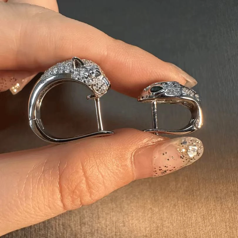 925银莫桑石耳饰 轻奢个性银色气质欧美镶嵌二款耳钉