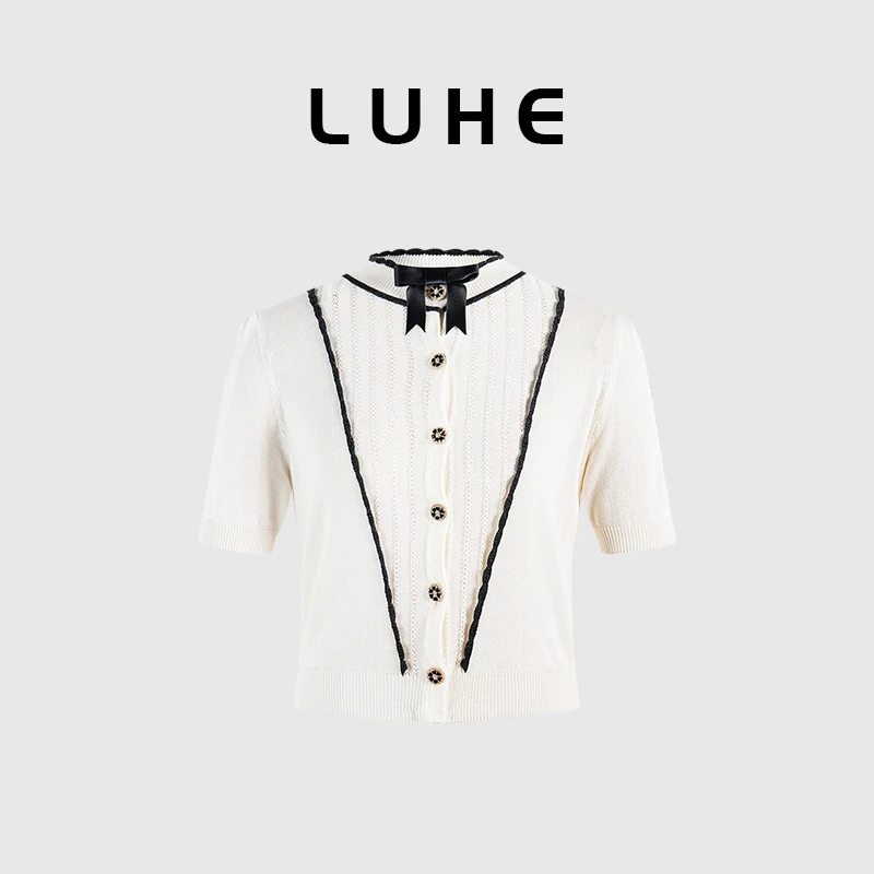 LUHE【萨尔茨堡】hehe-私服重磅黑金钻扣复古小香风钩花针织上衣