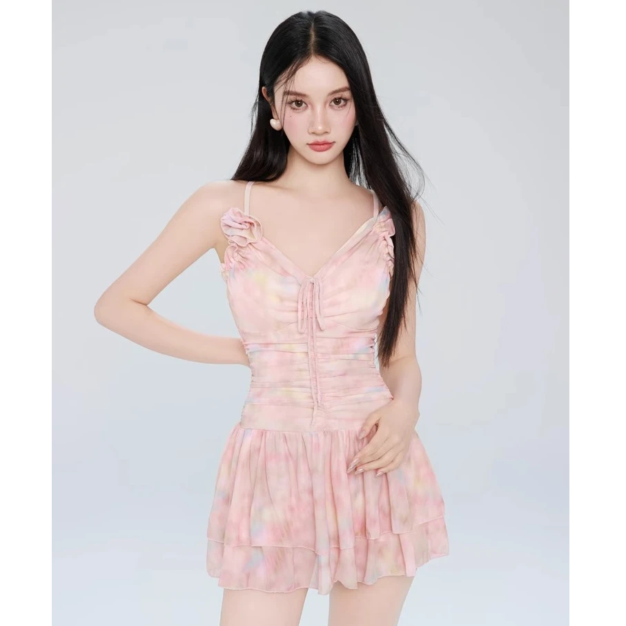 泳衣女款2025年新款爆款性感裙式连体海边度假平角高级感泳装女夏