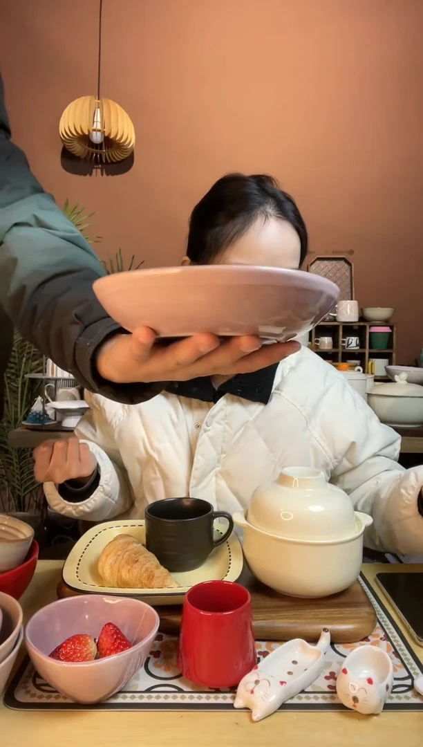 【闪购商品】瓷其他8寸窑变紫色异形深盘微瑕凑满20发货