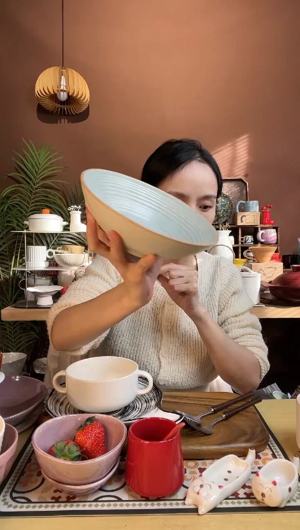 【闪购商品】瓷其他7寸小号浅绿螺纹麻点泡面碗微瑕满20发货