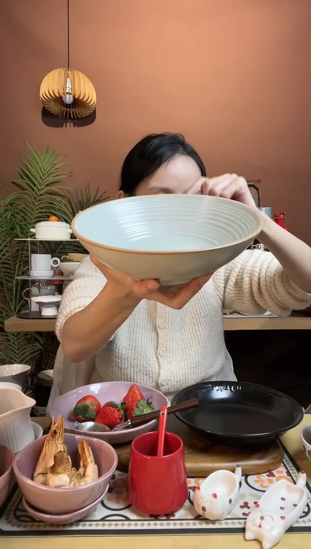 【闪购商品】瓷其他7寸小号浅绿螺纹麻点泡面碗微瑕满20发货