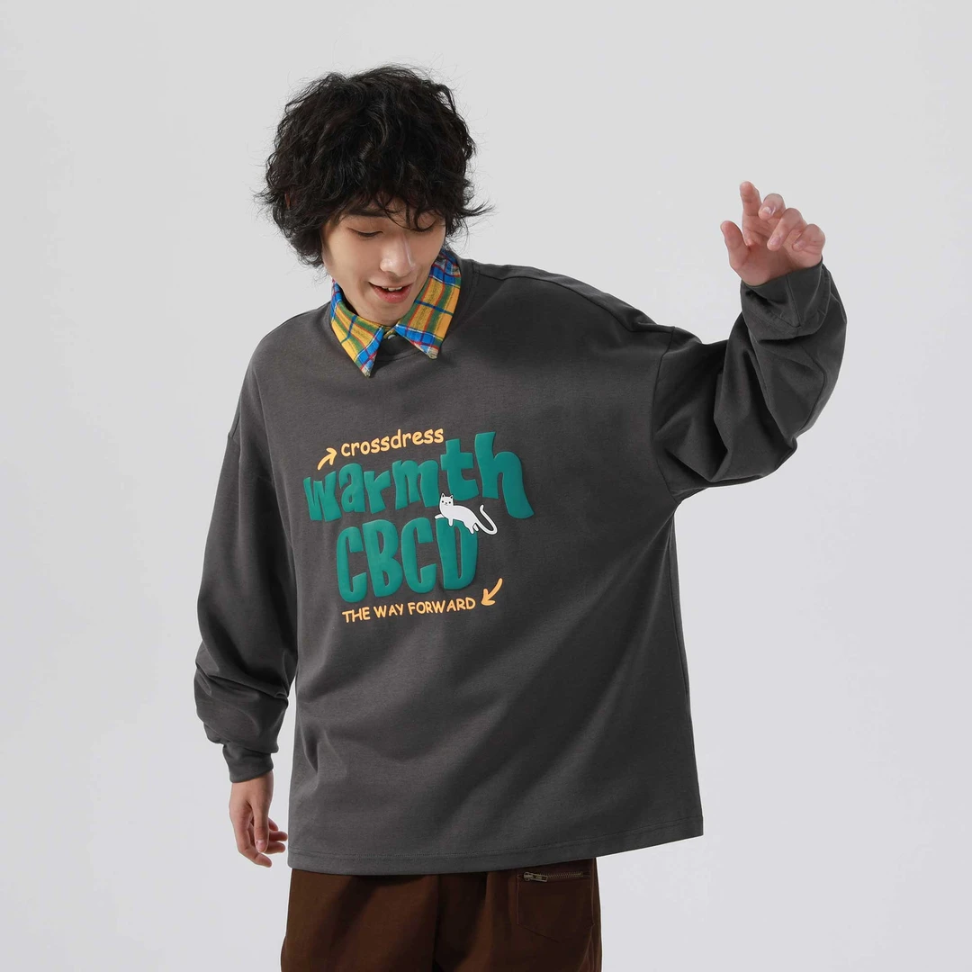 CBCD字母标志卡通波斯猫发泡印花圆领套头宽松长袖T恤CBCD-XY7029