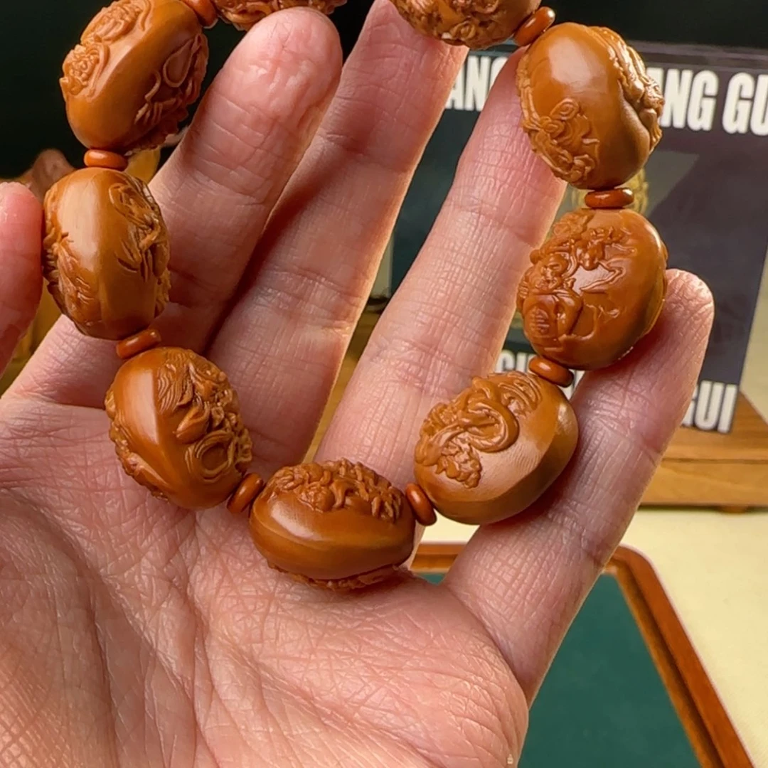 【闪购商品】橄榄核吊坠地府