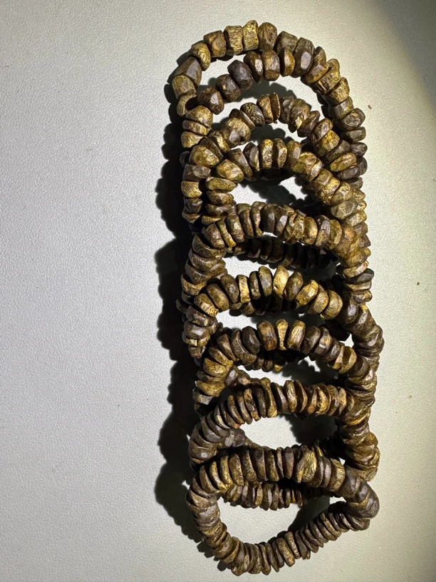 R6奇楠沉香树丁包壳单圈保12克多样性发1条