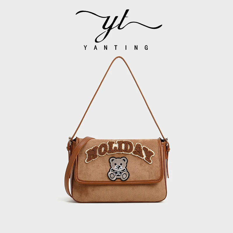 复古学院风单肩包2024秋冬新款小熊图案休闲斜挎旅行包YT8086